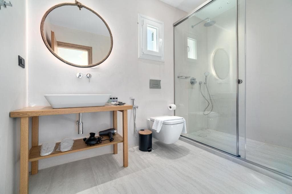 Deluxe Junior Suite 5