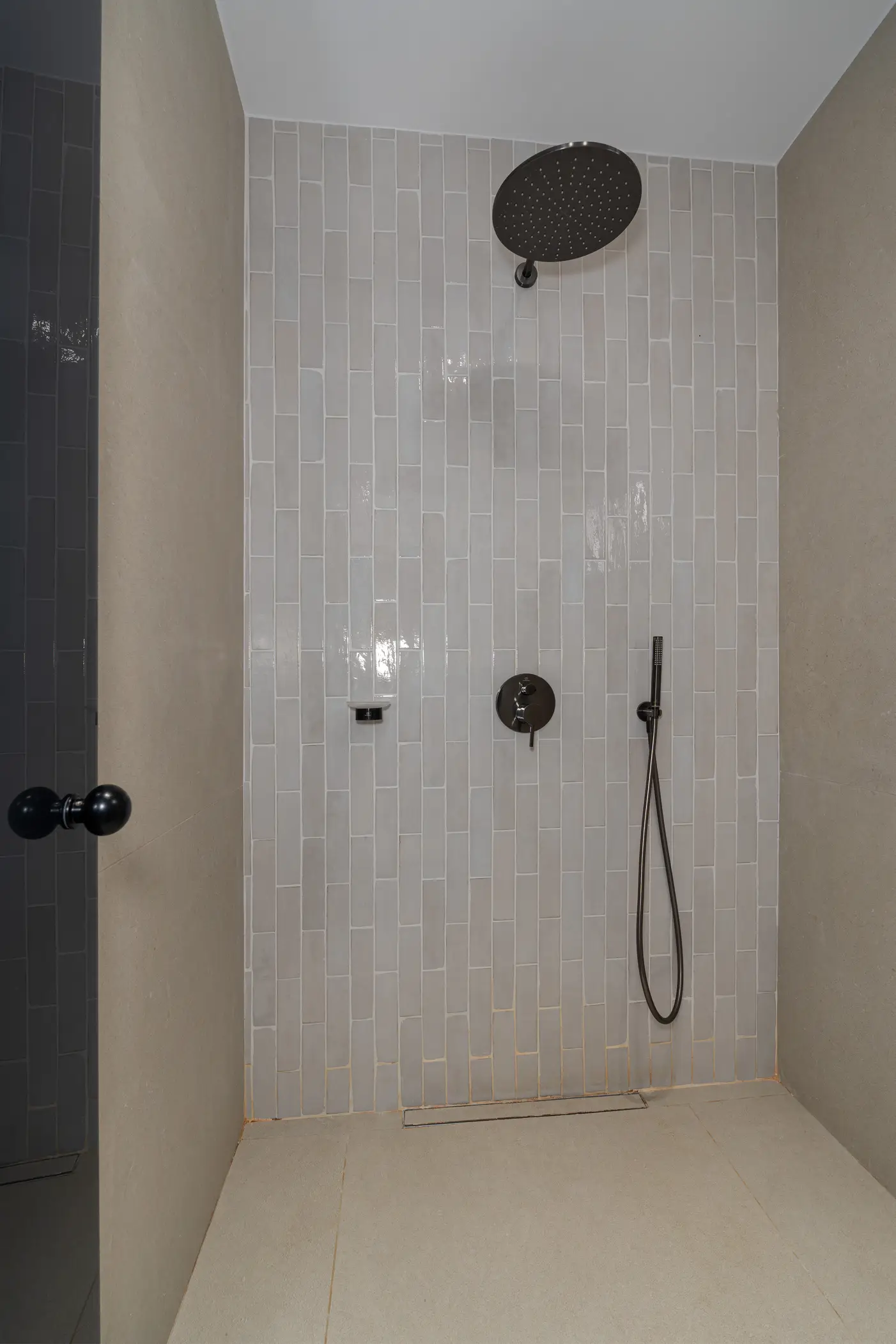 Deluxe Suite - Photo 7