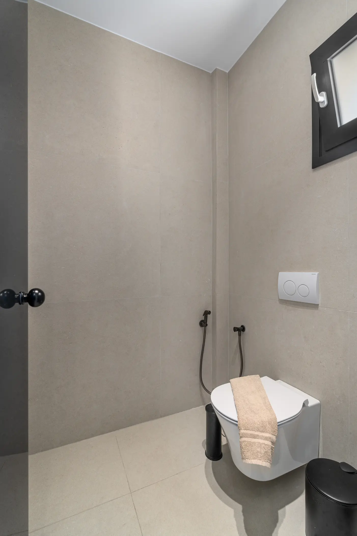 Deluxe Suite - Photo 13